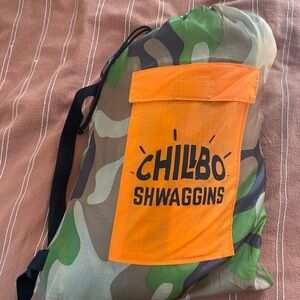 Camo Chillbo Shwaggins Inflatable Couch